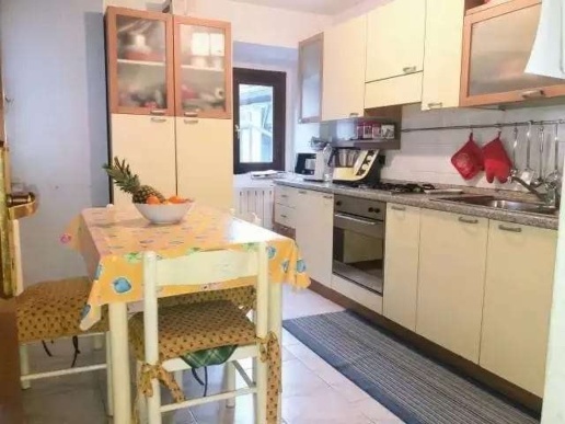 casa indipendente in vendita a Villadossola in zona Noga