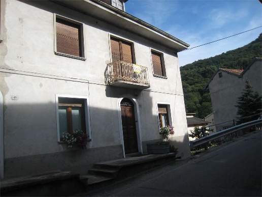 appartamento in vendita a Villadossola in zona Noga