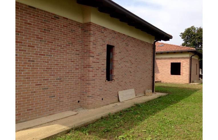 casa indipendente in vendita a Villette