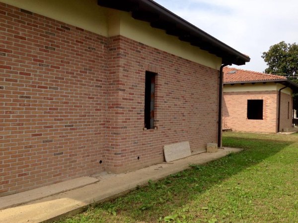 casa indipendente in vendita a Villette