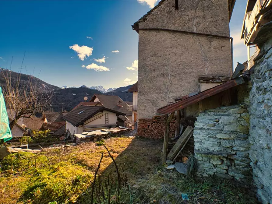 casa indipendente in vendita a Villette