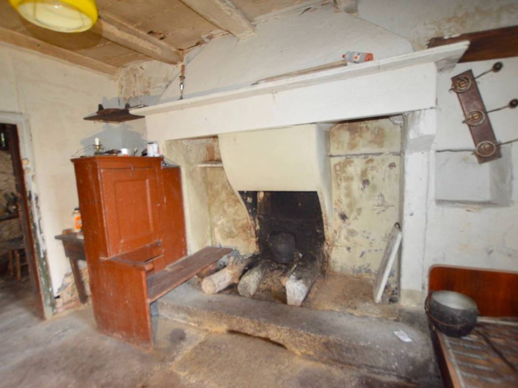 casa indipendente in vendita a Villette