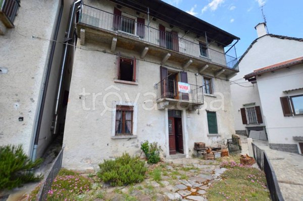 casa indipendente in vendita a Villette