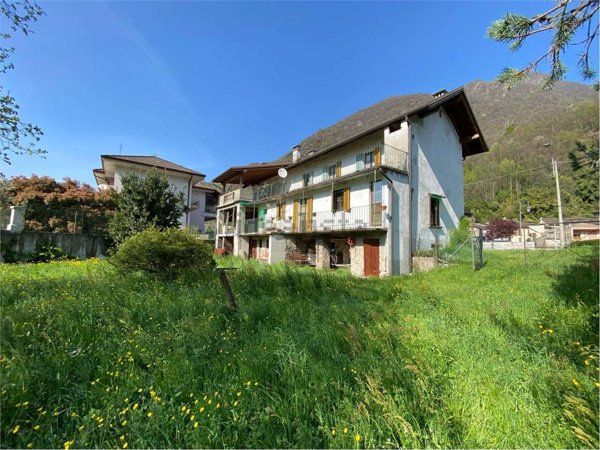 casa indipendente in vendita a Vogogna