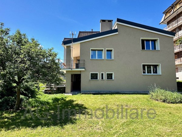 casa indipendente in vendita a Vogogna