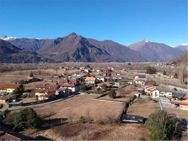 terreno edificabile in vendita a Vogogna