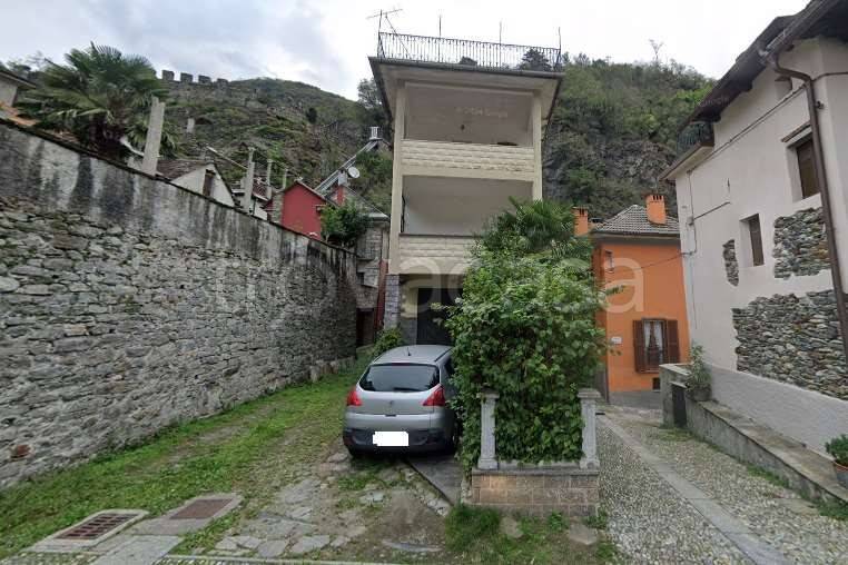 casa indipendente in vendita a Vogogna