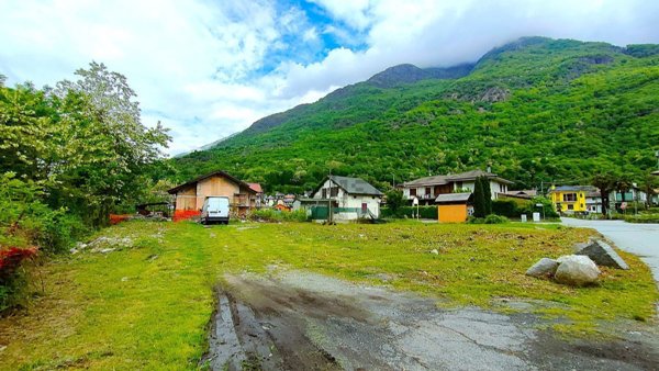 terreno edificabile in vendita a Vogogna