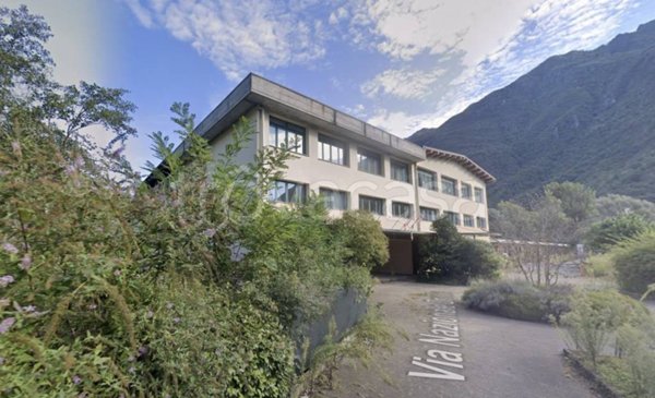 negozio in vendita a Vogogna