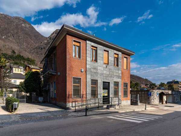 negozio in vendita a Vogogna