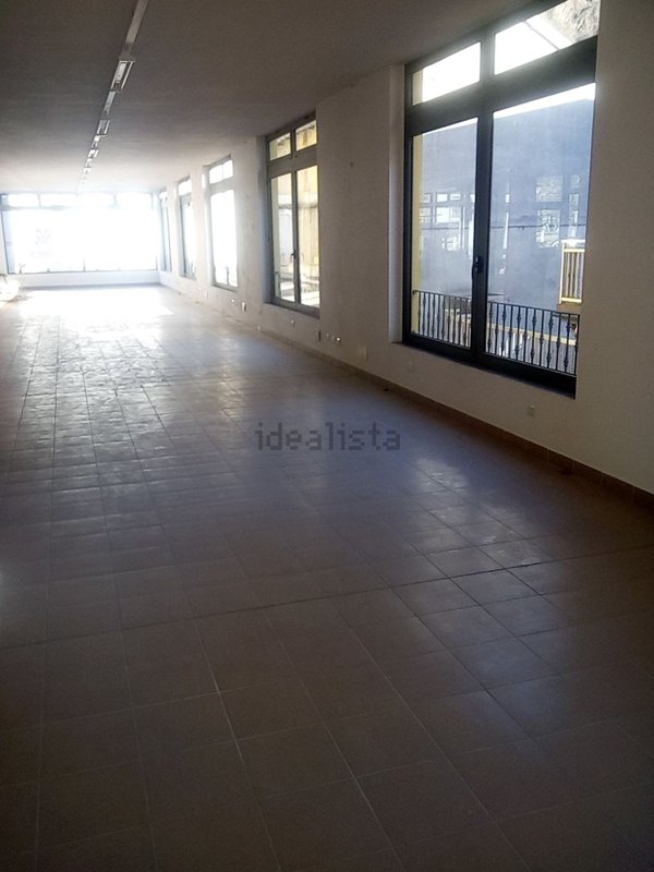 locale di sgombero in vendita a Vogogna