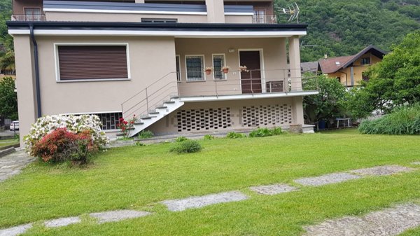 casa indipendente in vendita a Vogogna