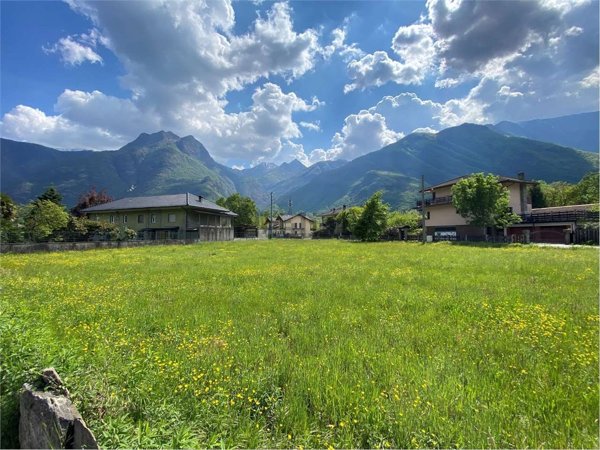 terreno edificabile in vendita a Vogogna