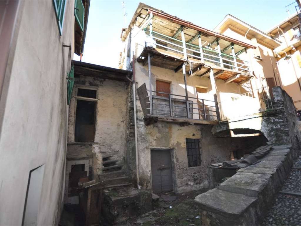 casa indipendente in vendita a Vogogna