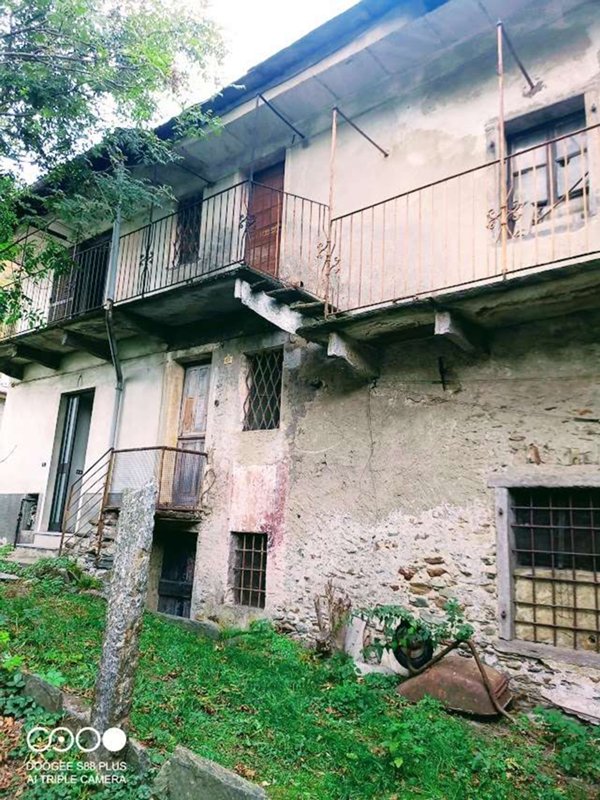 casa indipendente in vendita a Vogogna