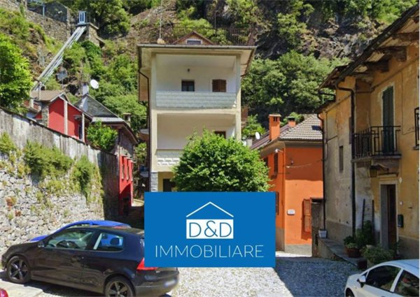 casa indipendente in vendita a Vogogna