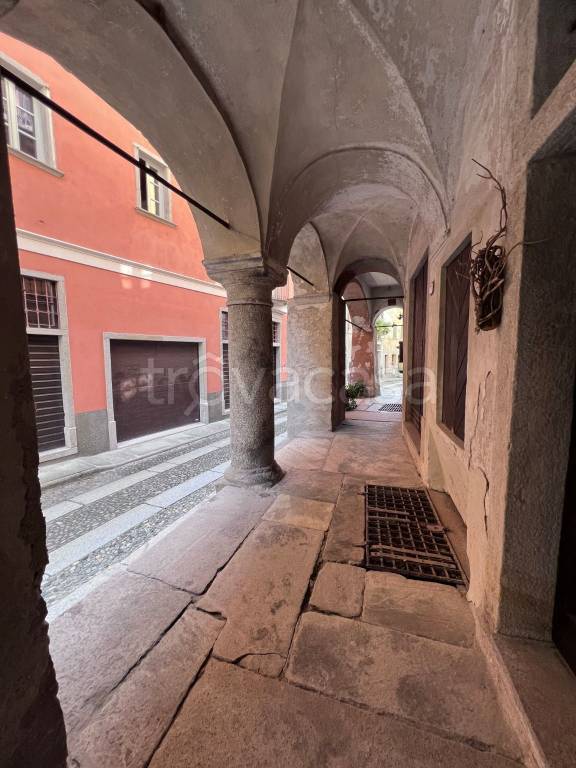 casa indipendente in vendita a Vogogna