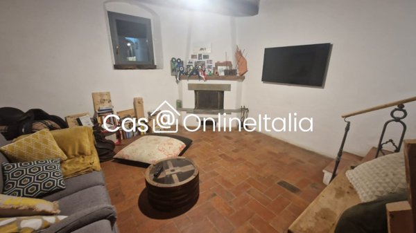 casa indipendente in vendita a Borgomezzavalle