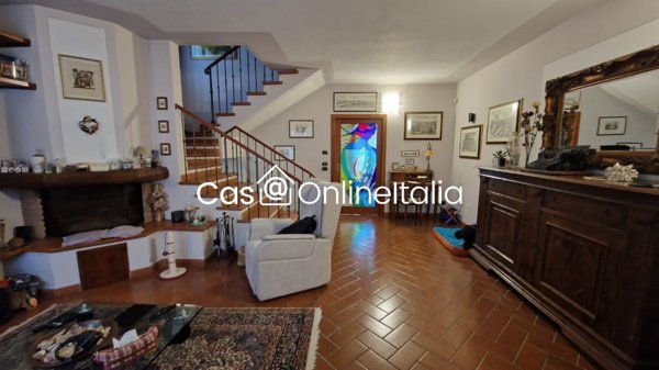 casa indipendente in vendita a Borgomezzavalle