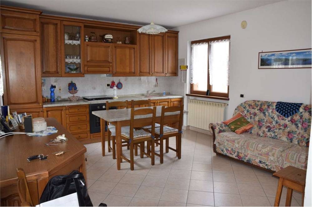 appartamento in vendita a Borgomezzavalle in zona Seppiana