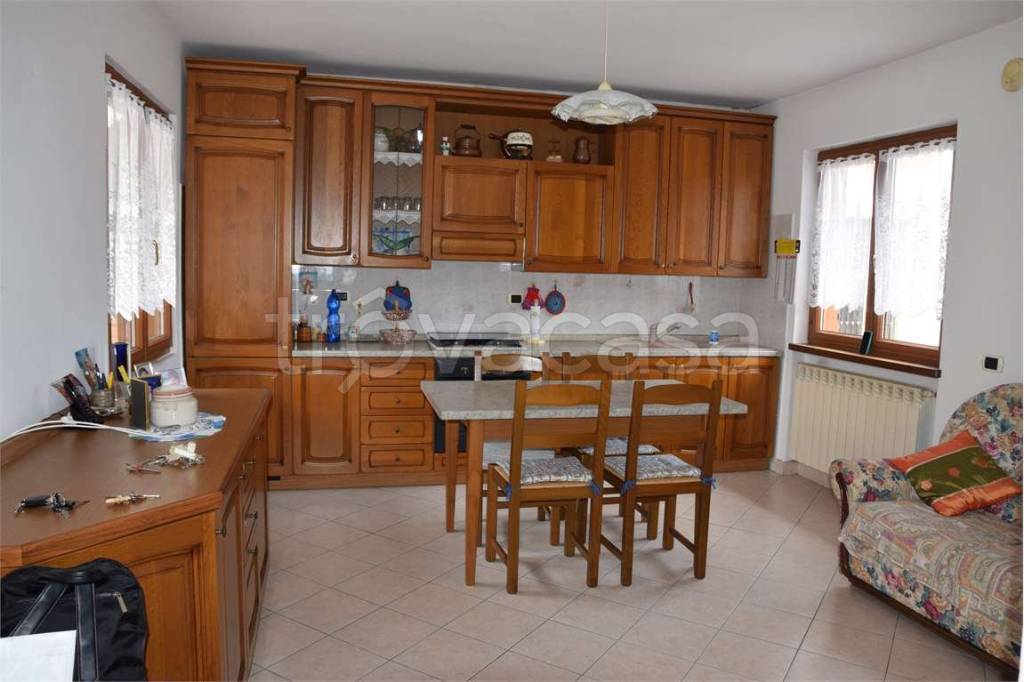 appartamento in vendita a Borgomezzavalle in zona Seppiana