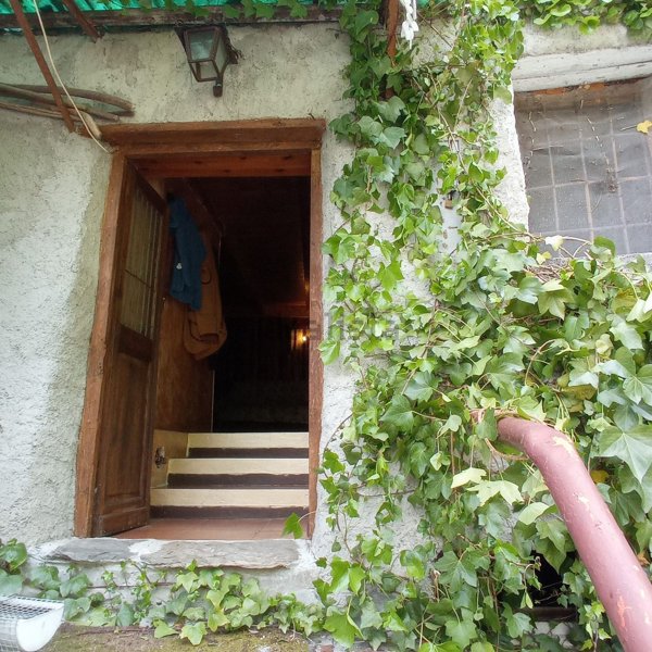 casa indipendente in vendita a Borgomezzavalle in zona Viganella