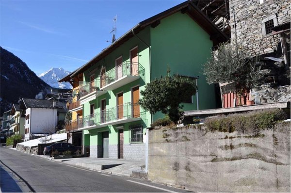 appartamento in vendita a Borgomezzavalle in zona Seppiana