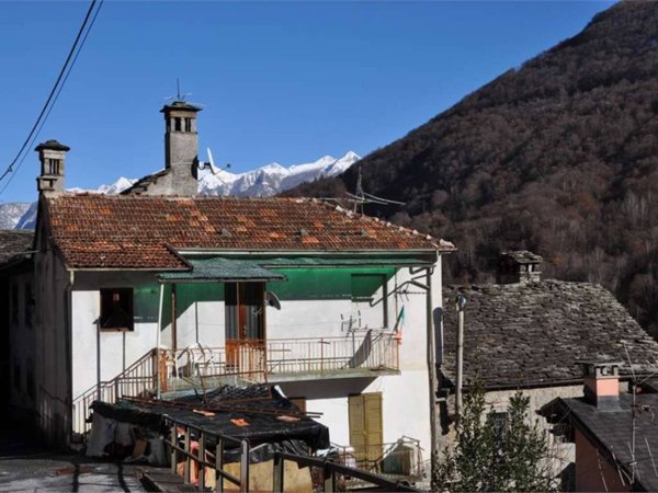 appartamento in vendita a Borgomezzavalle in zona Seppiana