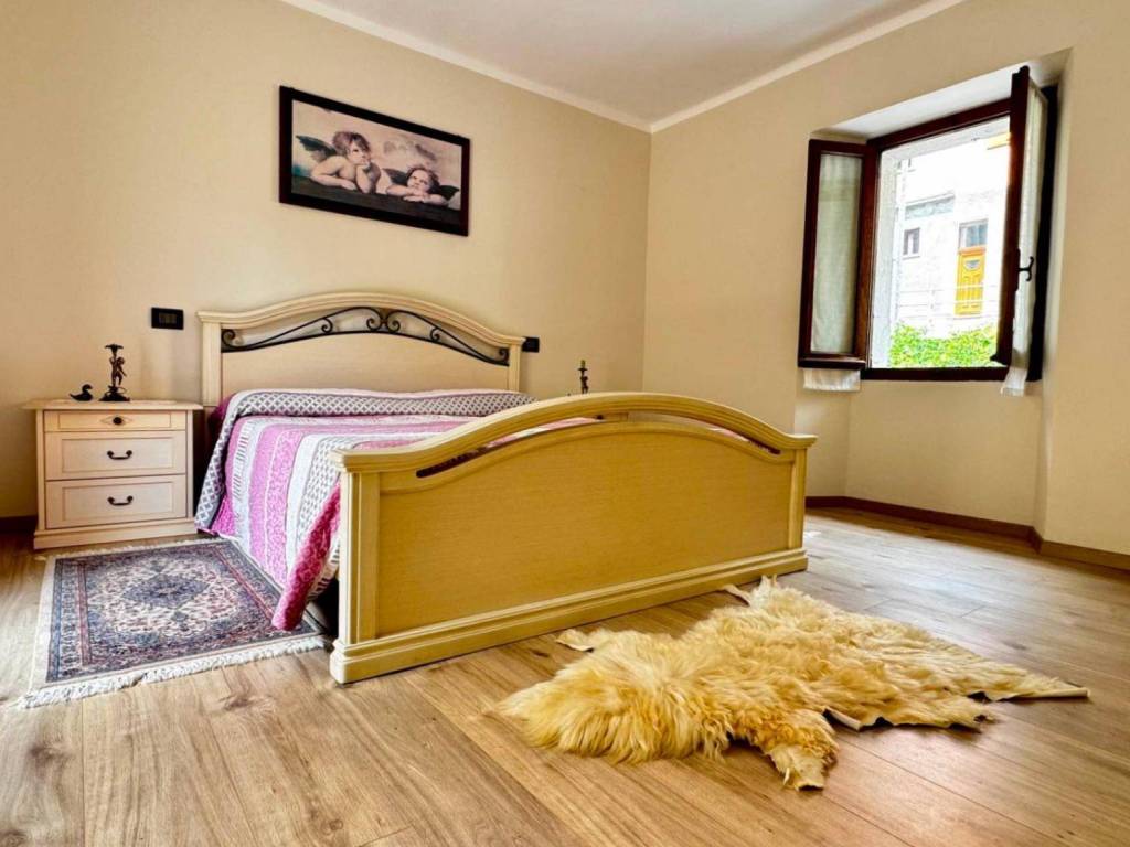 casa indipendente in vendita a Borgomezzavalle