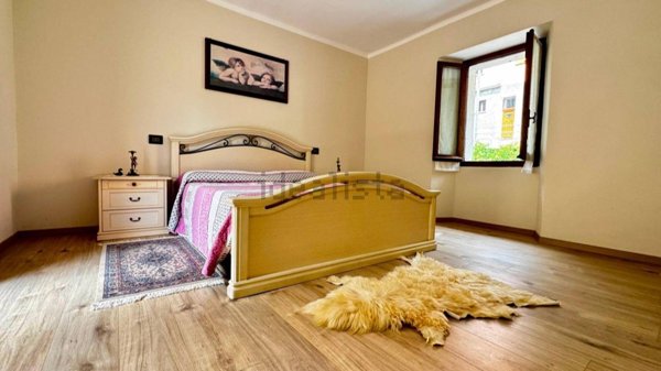 casa indipendente in vendita a Borgomezzavalle