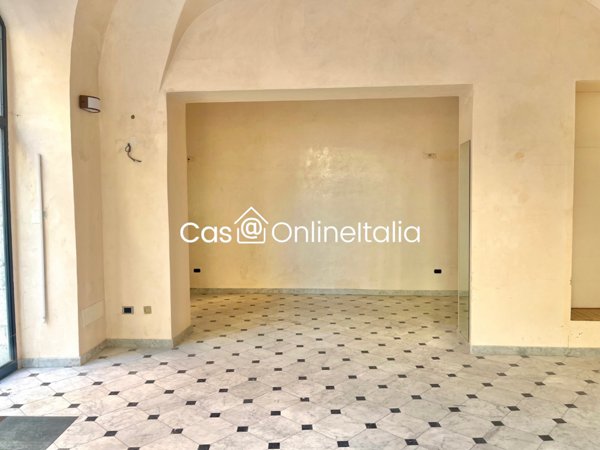 negozio in vendita a Borgomezzavalle