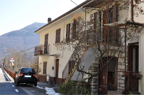 appartamento in vendita a Borgomezzavalle in zona Viganella