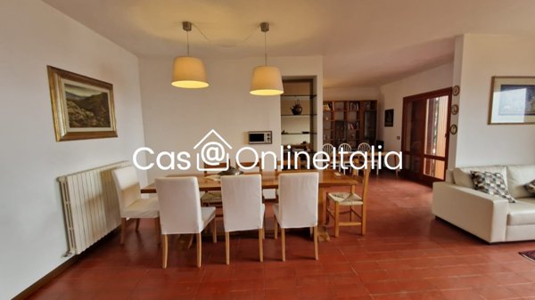 casa indipendente in vendita a Borgomezzavalle