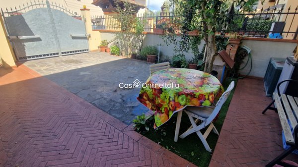 casa indipendente in vendita a Borgomezzavalle