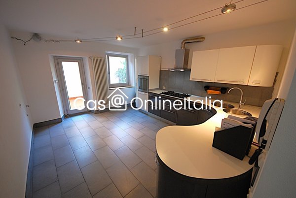 casa indipendente in vendita a Borgomezzavalle