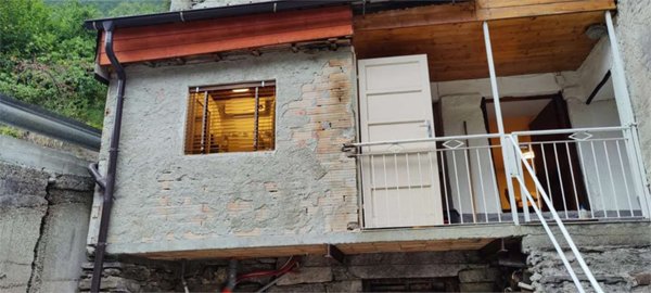 casa indipendente in vendita a Borgomezzavalle in zona Viganella