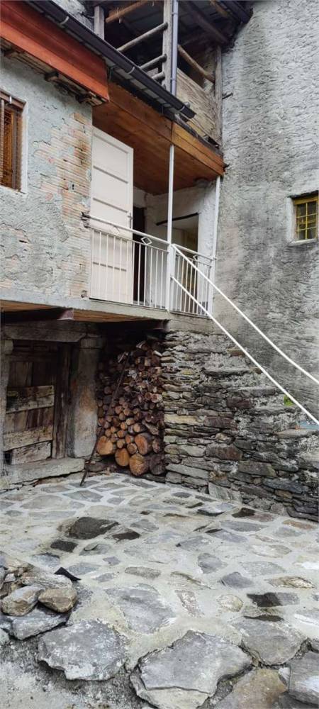 casa indipendente in vendita a Borgomezzavalle in zona Viganella