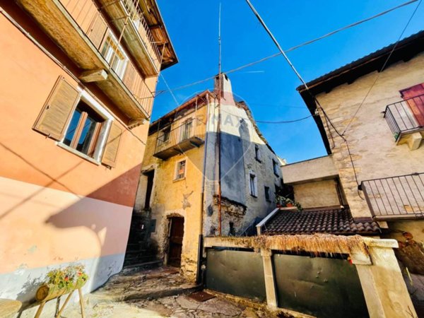 casa indipendente in vendita a Valle Cannobina