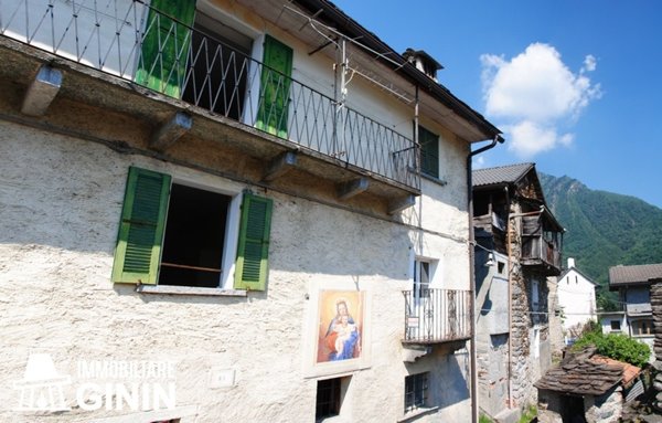 casa indipendente in vendita a Valle Cannobina