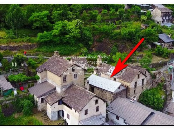 casa indipendente in vendita a Valle Cannobina in zona Falmenta