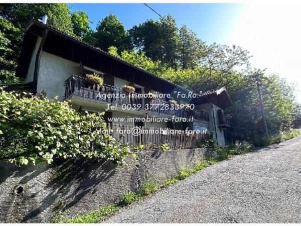 casa indipendente in vendita a Valle Cannobina in zona Falmenta