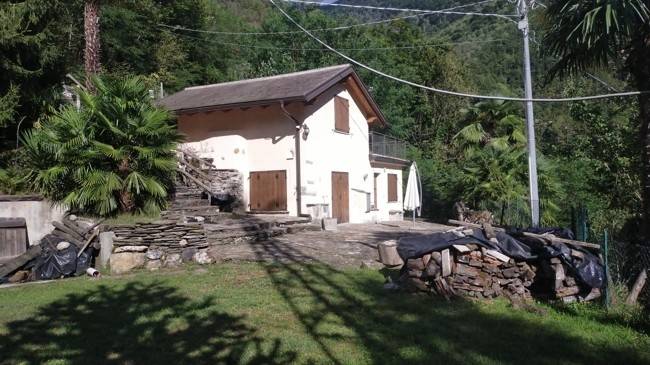 casa indipendente in vendita a Valle Cannobina
