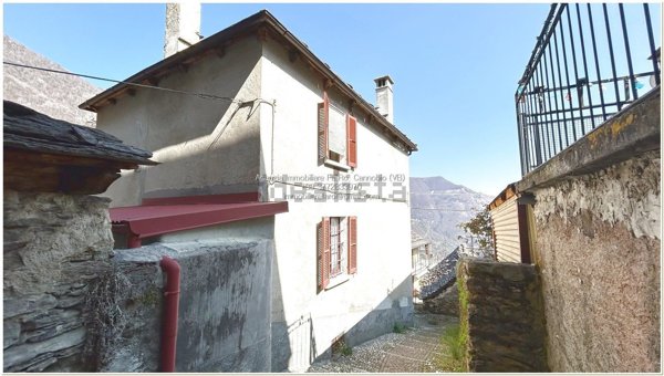 casa indipendente in vendita a Valle Cannobina