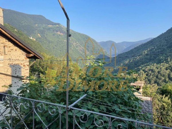 casa indipendente in vendita a Valle Cannobina