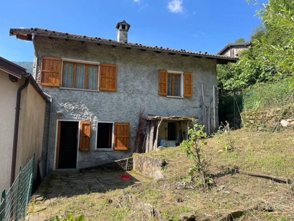 casa indipendente in vendita a Valle Cannobina