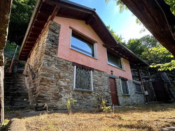 casa indipendente in vendita a Valle Cannobina