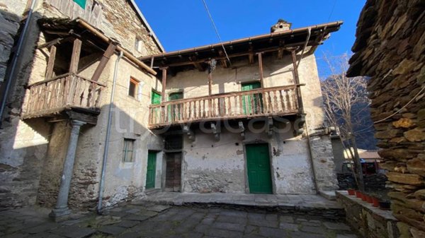 casa indipendente in vendita a Valle Cannobina