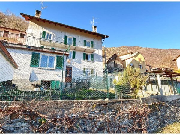 casa indipendente in vendita a Valle Cannobina