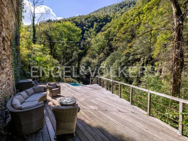 casa indipendente in vendita a Valle Cannobina in zona Cavaglio-Spoccia