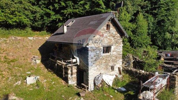 negozio in vendita a Valle Cannobina